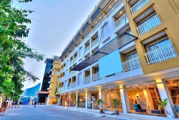 The Ashlee Plaza Patong Hotel & Spa