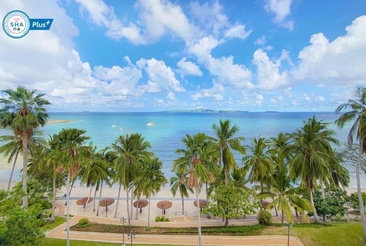 Royal Cliff Beach Terrace