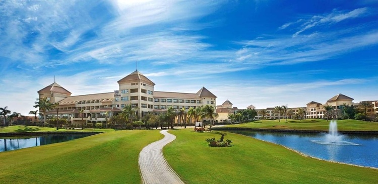 Hilton Pyramids Golf Resort