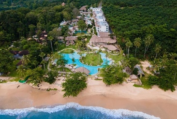 Eden Beach Resort & Spa