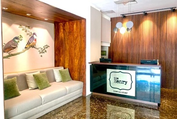 The Henry Hotel Roost Bacolod