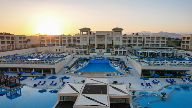 Cleopatra Luxury Resort Sharm (Adults Only +16)