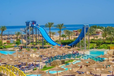 Titanic Beach Hurghada