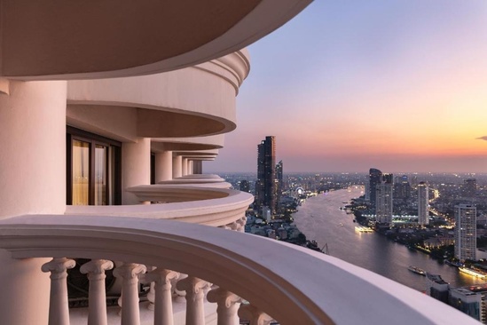 Tower Club At Lebua