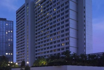 New World Makati Hotel