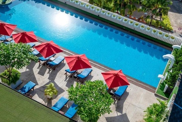 Ramada By Wyndham Phuket Deevana