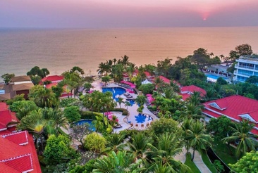 Wora Bura Hua Hin Resort & Spa