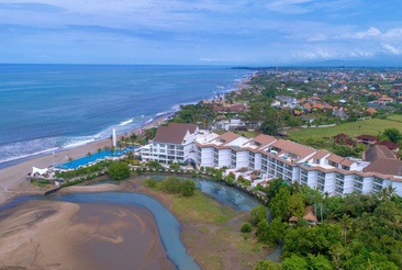Legong Keraton Beach Hotel