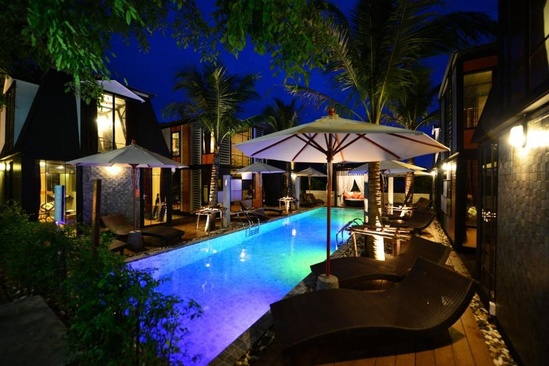 Bukit Pool Villas