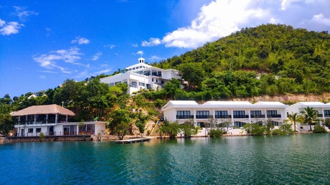 Busuanga Bay Lodge