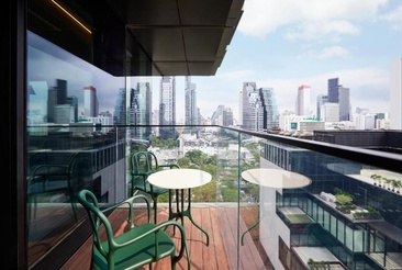 The Standard Bangkok Mahanakhon