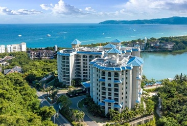 Holiday Inn And Suites Sanya Yalong Bay