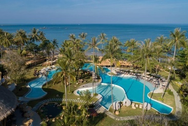 Eden Beach Resort & Spa