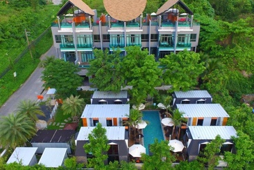 Bukit Pool Villas