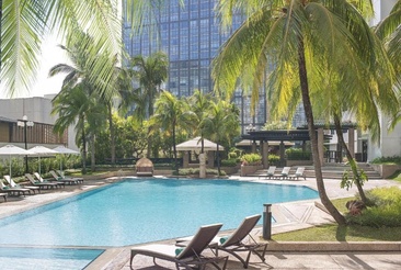 New World Makati Hotel