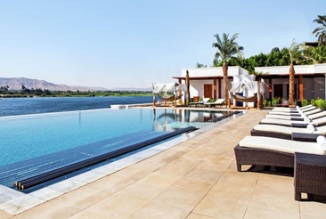 Hilton Luxor Resort & Spa